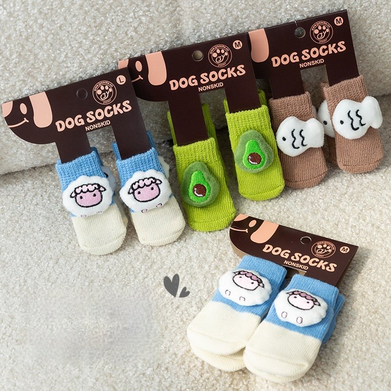 主图_01。0 3D Doll Design Anti-Slip, Anti-Scratch & Anti-Dirty Pet Socks, 4-Pack - Image 1